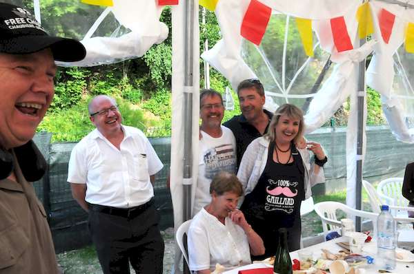 Photo d'Eliane, de ses enfants et de son gendre