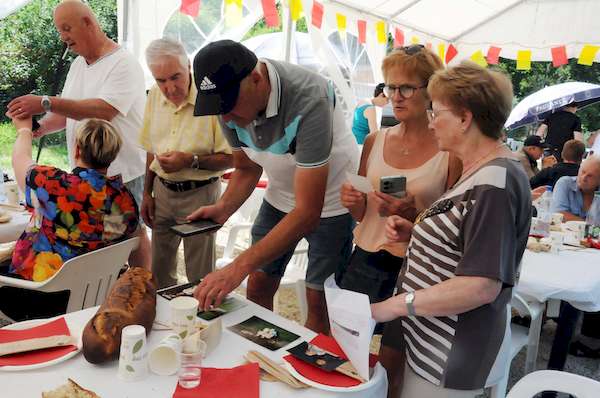 Photo de Marc, Marie Claire, Daniel, Lionel, Véronique et Danielle